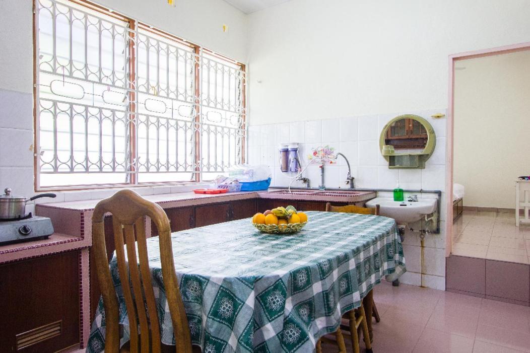 Sweet Home With 2 Auto Gates At Bm, Penang, M'Sia Bukit Mertajam Exterior photo