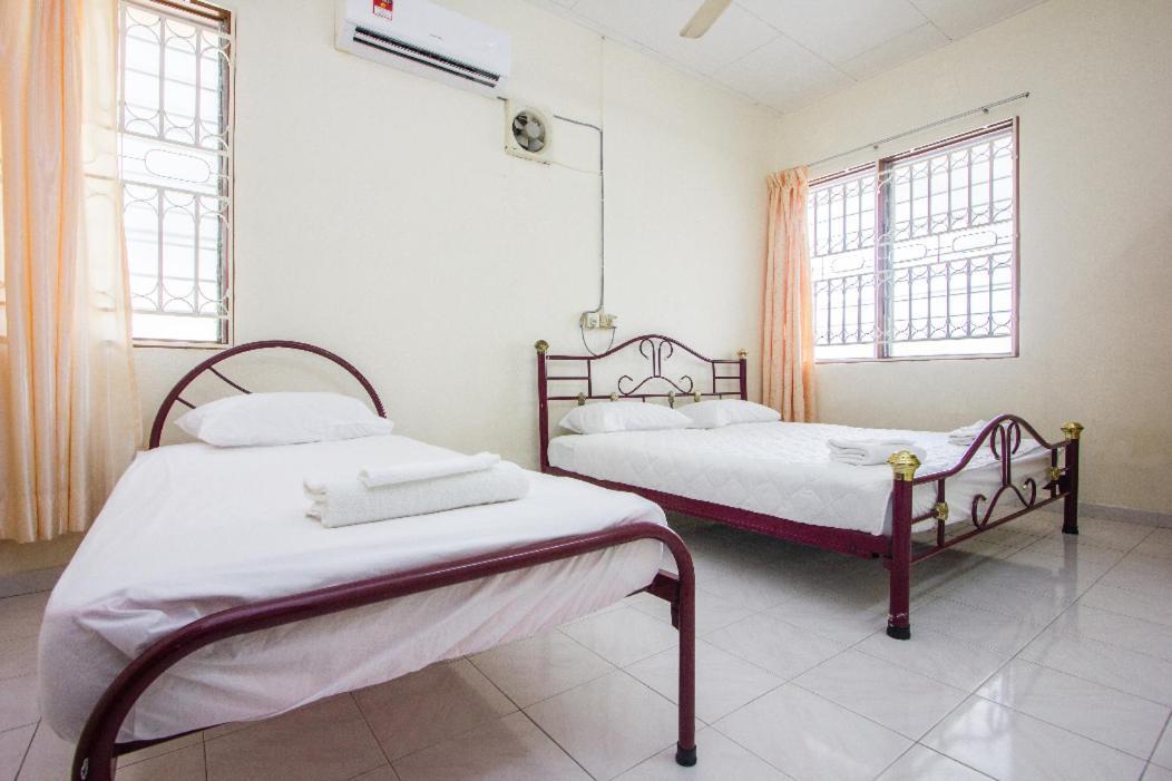 Sweet Home With 2 Auto Gates At Bm, Penang, M'Sia Bukit Mertajam Exterior photo